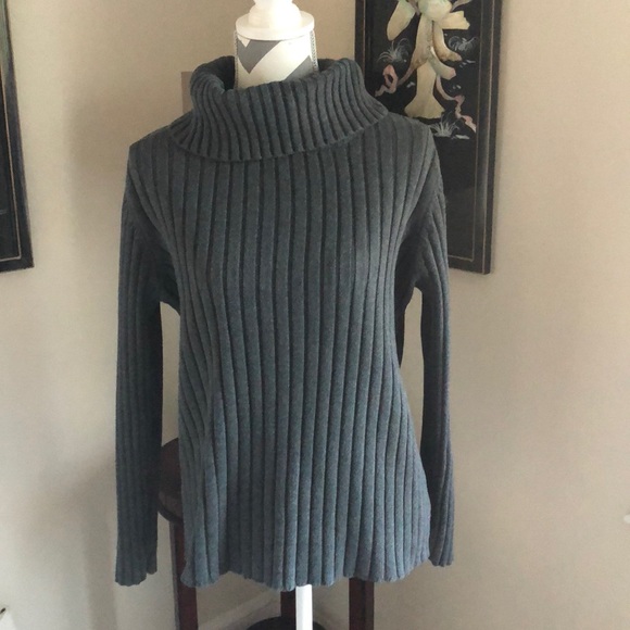 Jones New York Sweaters - 🎉Jones New York Gray Turtleneck Sweater